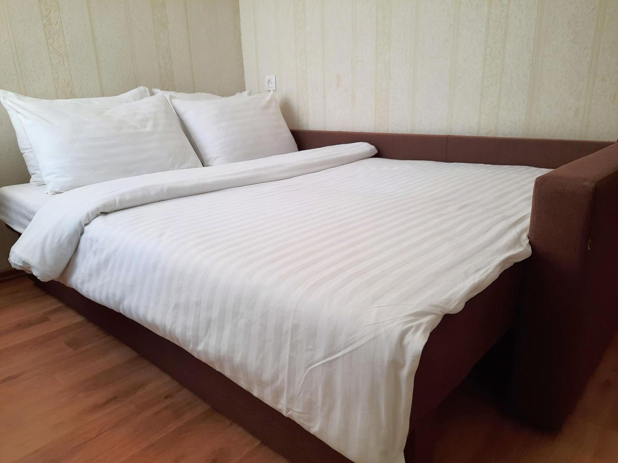 Двокімнатна Квартира В Центрі Біля Готелю Палаццо Мережа Alex Apartments Безконтакнте Заселення 24-7 波尔塔瓦 外观 照片