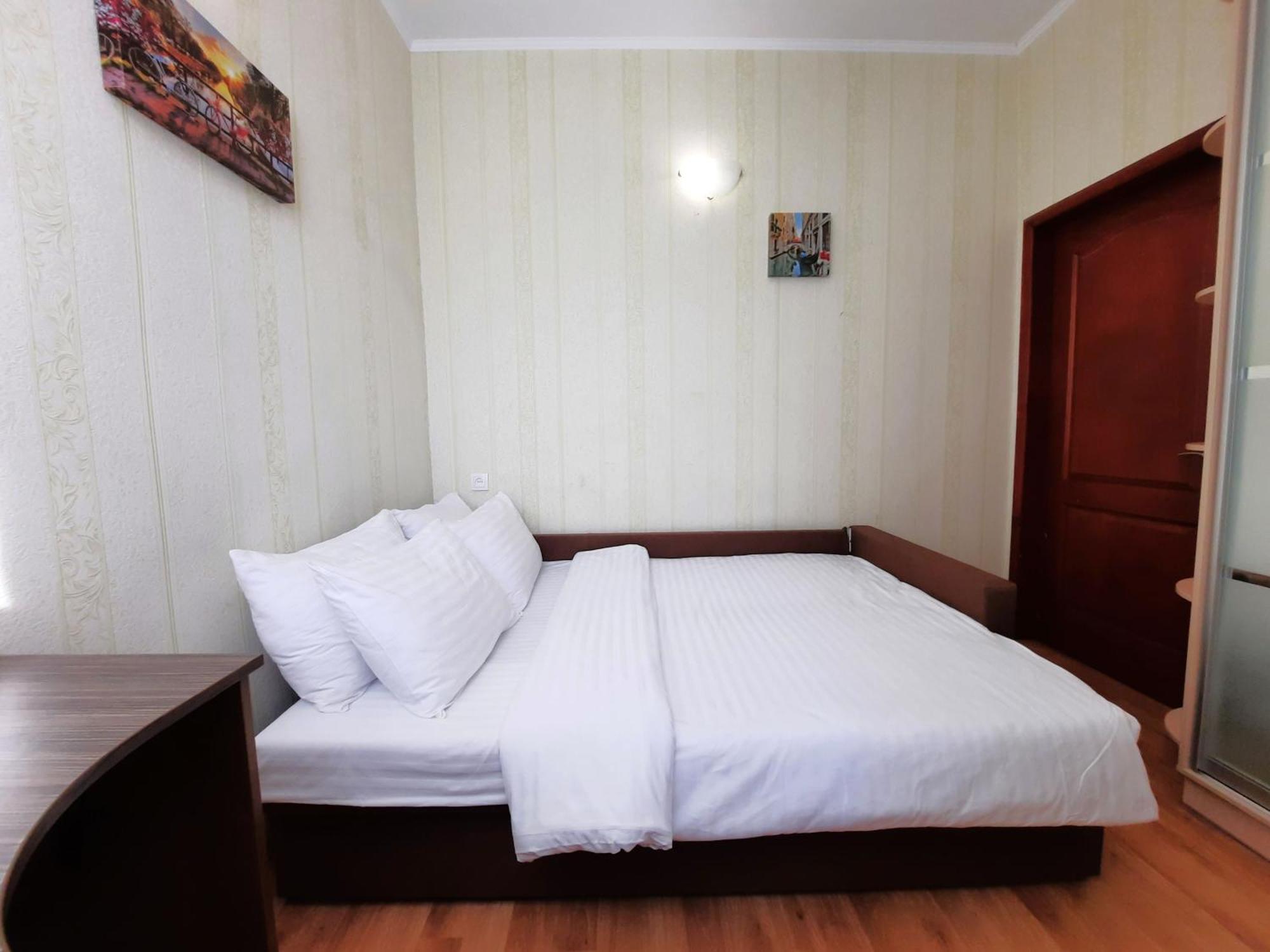 Двокімнатна Квартира В Центрі Біля Готелю Палаццо Мережа Alex Apartments Безконтакнте Заселення 24-7 波尔塔瓦 外观 照片
